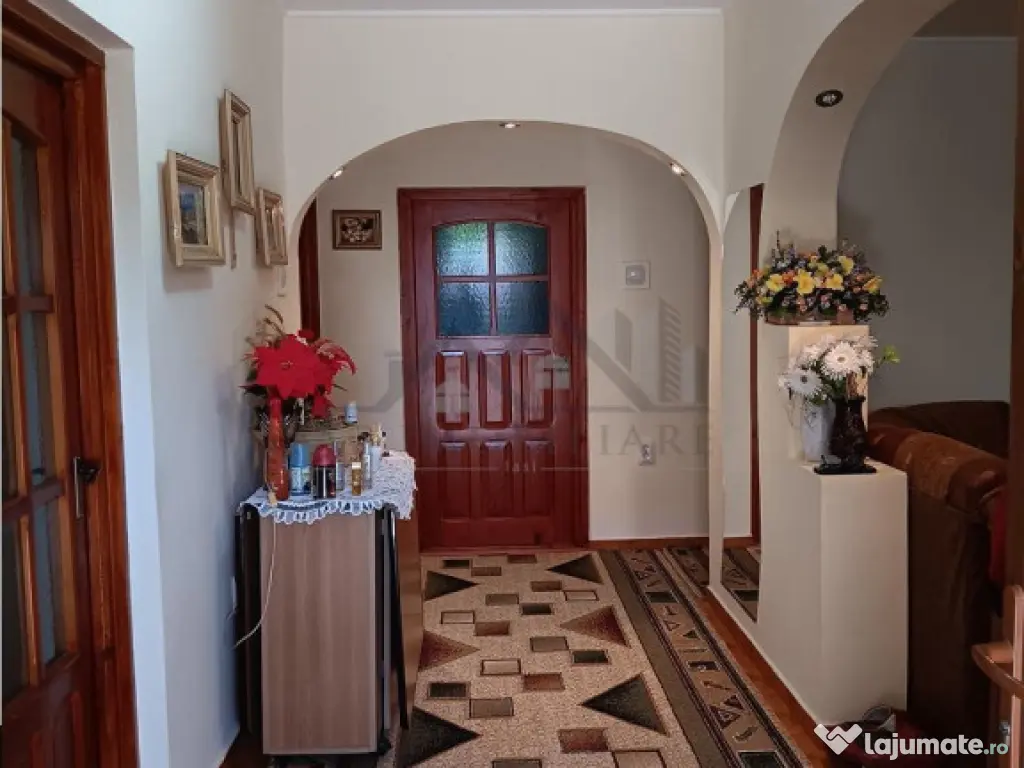 Horpaz Vila P M 206mp Teren 655mp la 500ml de intrarea in Ho 