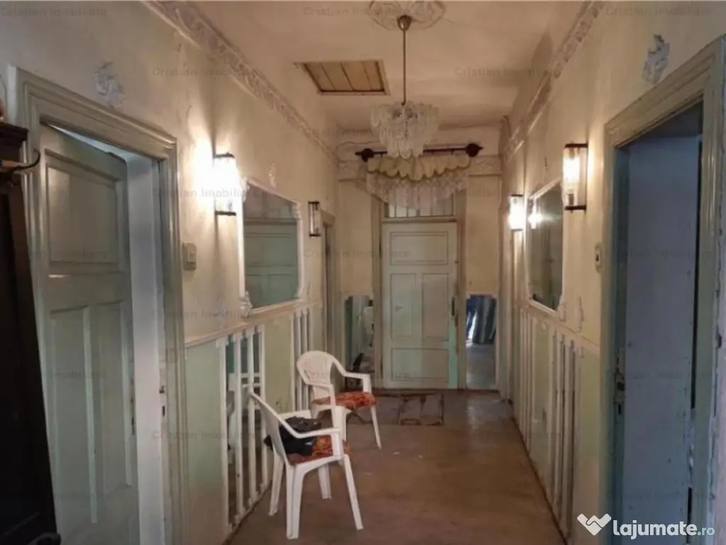 Lic. Balcescu-Casa batraneasca teren=234mp, 20m front strada 