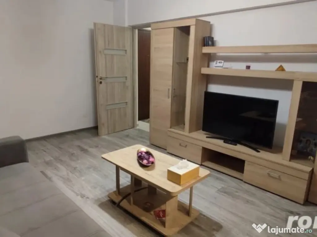 1 camera in zona Centrala