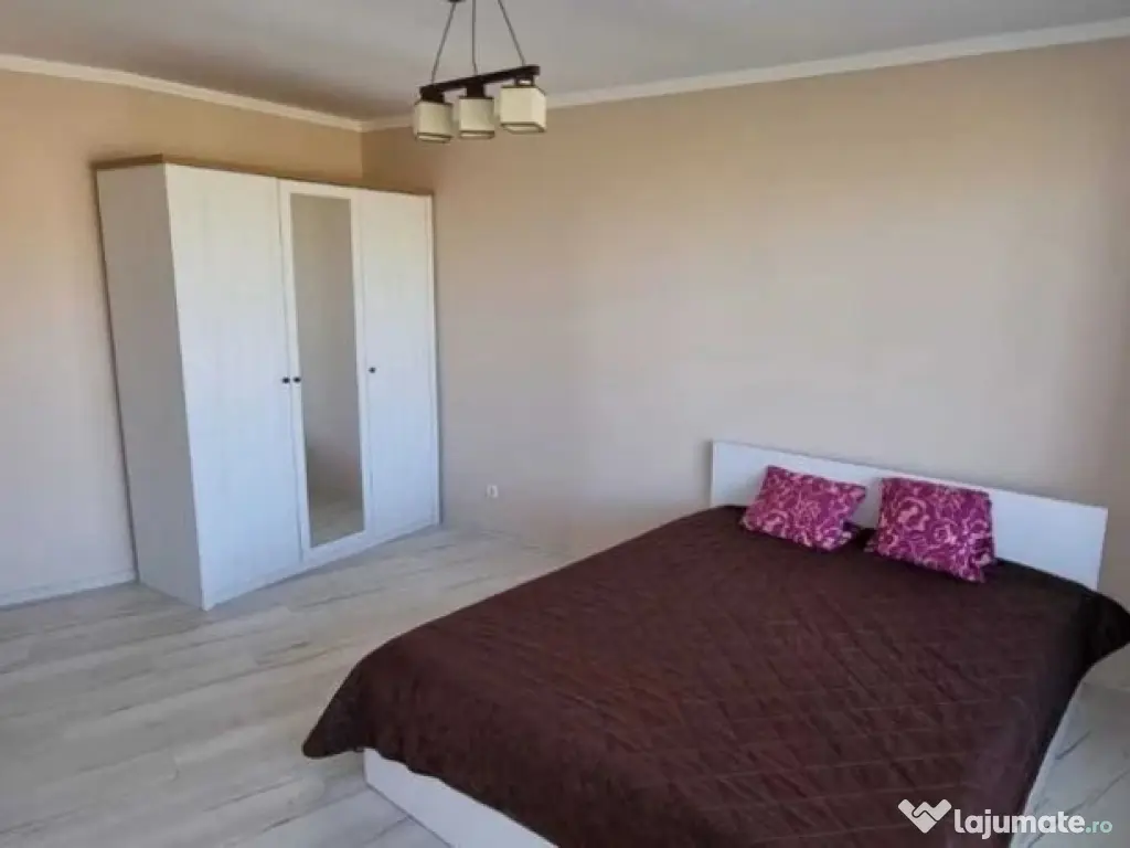 1 camera in zona Girocului