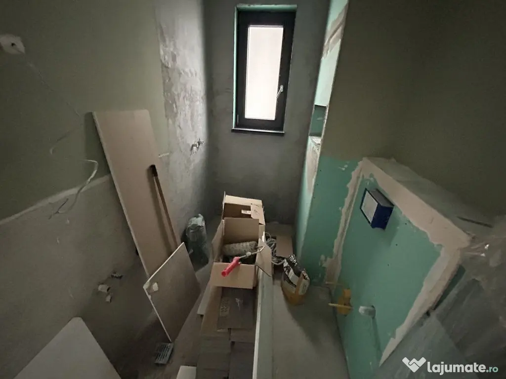 Apartament 3 camere zona Central 