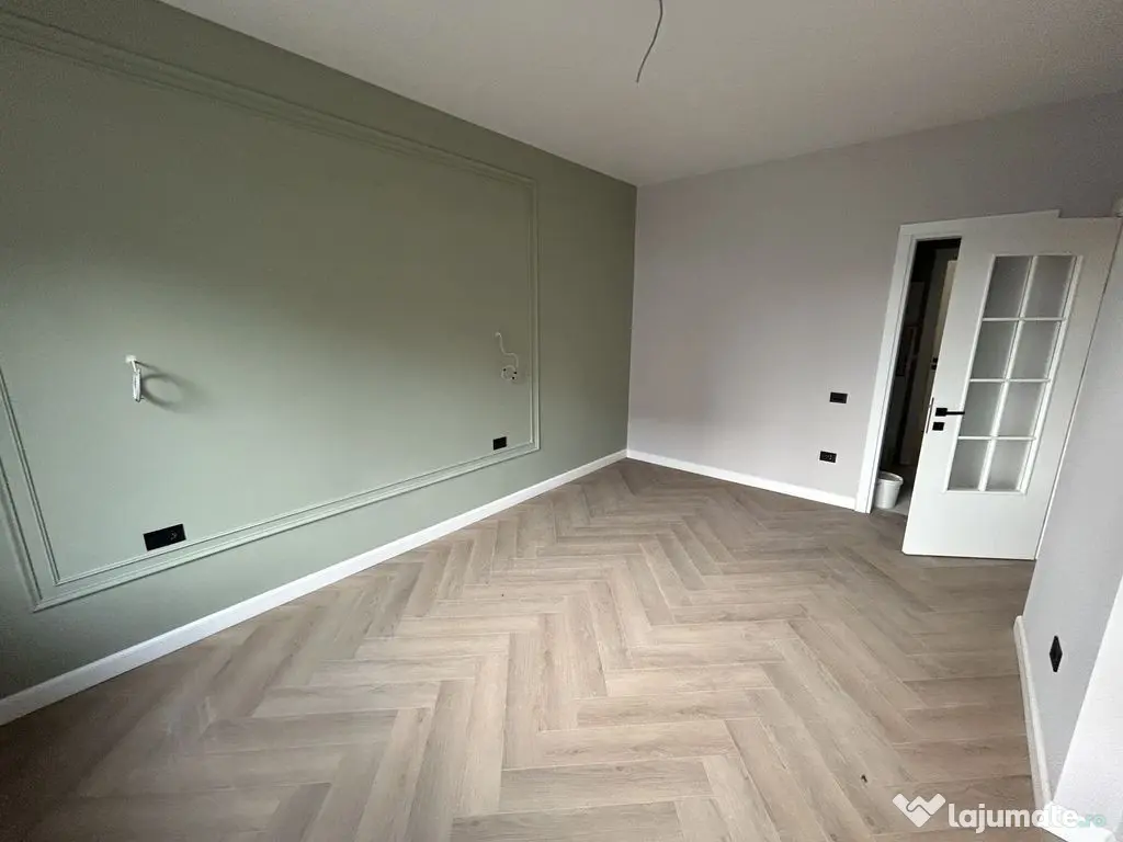 Apartament 3 camere zona Central 