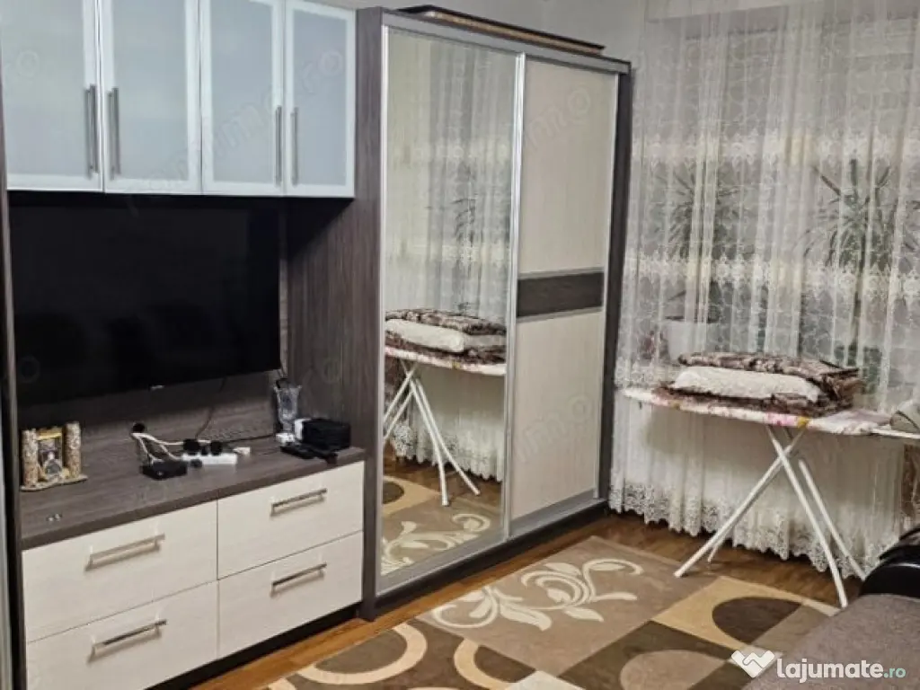 1 camera in zona UMt