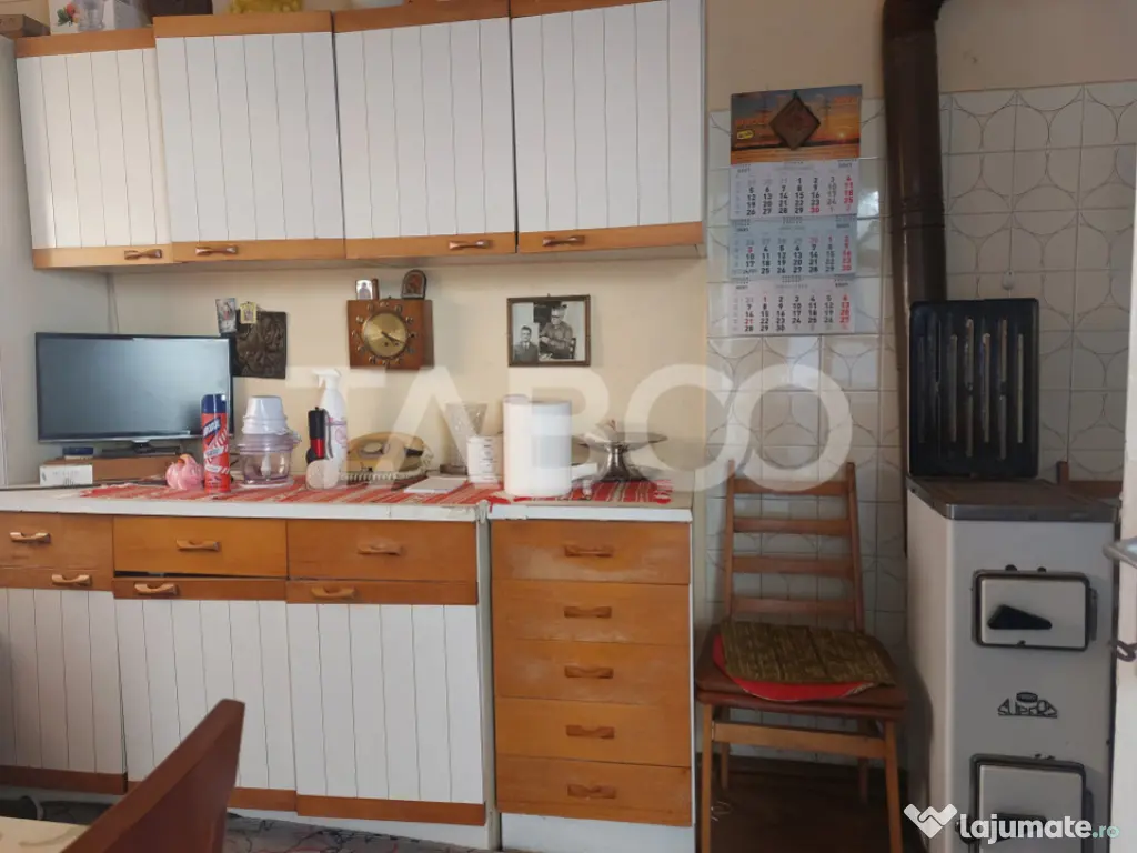 Casa 78 mpu curte proprie pretabila regim hotelier zona isto 