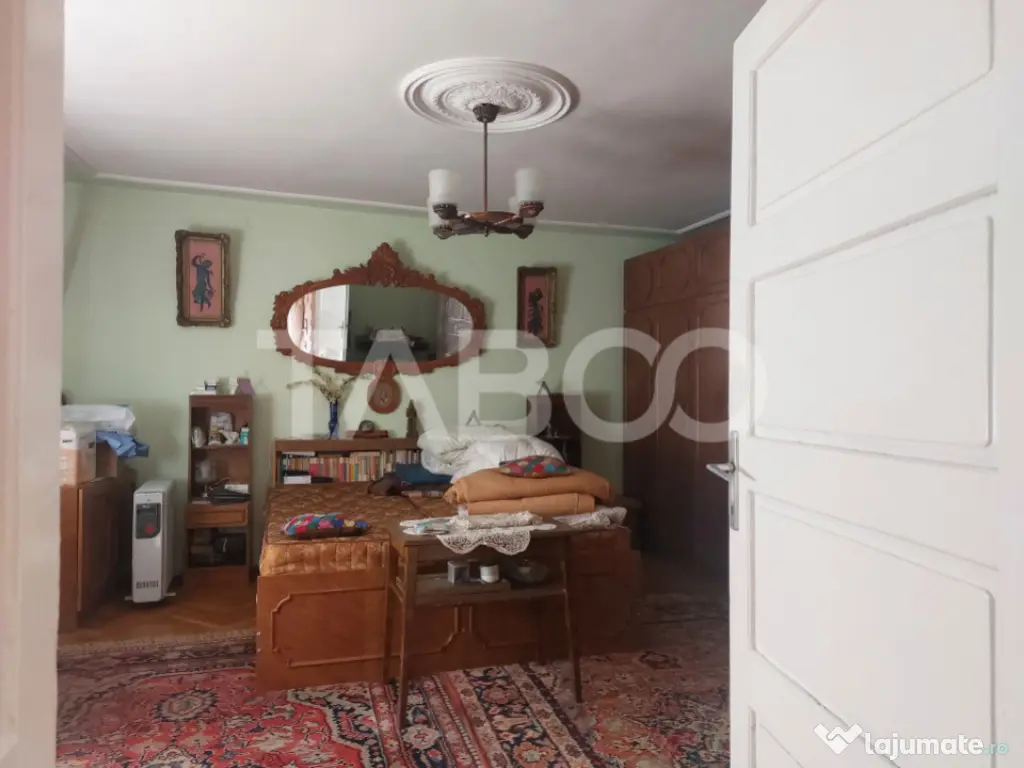 Casa 78 mpu curte proprie pretabila regim hotelier zona isto 