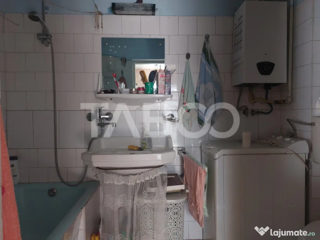 Casa 78 mpu curte proprie pretabila regim hotelier zona isto 