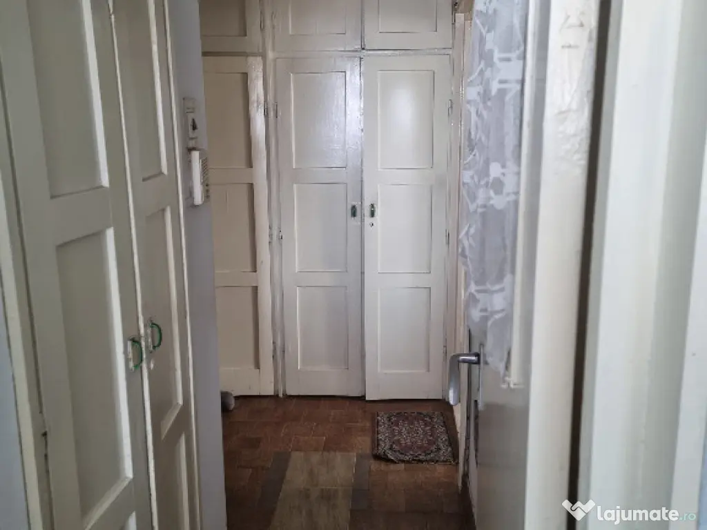 Apartament 2 camere, circular - zona Astra