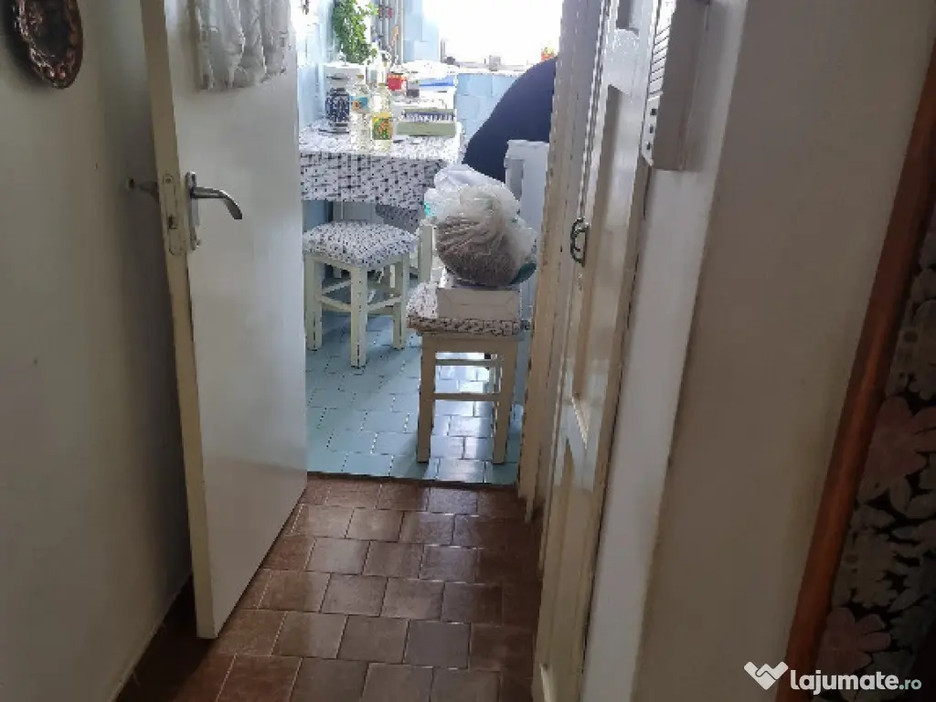 Apartament 2 camere, circular - zona Astra