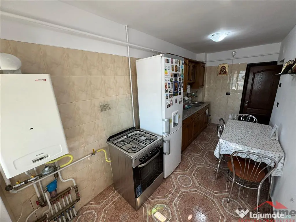 Apartament 3 camere, mobilat si utilat, ultracentral, etaj 9 