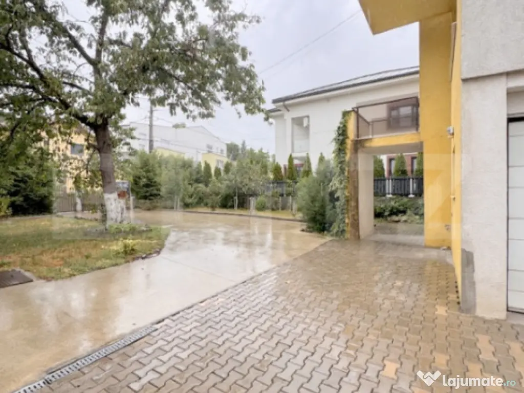 Casa individuala , 3 garaje , terasa , 352mp utili, zona Da