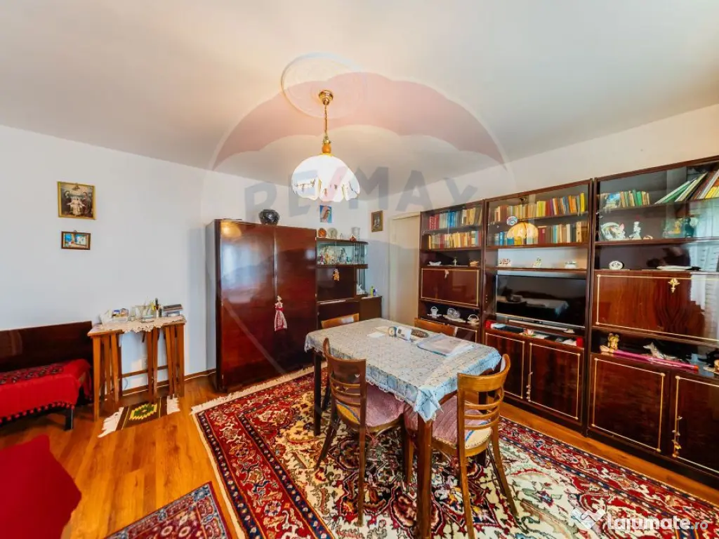 Apartament cu 2 camere de vânzare Strada Postavului