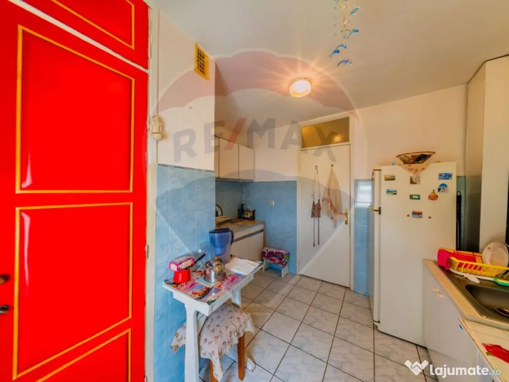 Apartament cu 2 camere de vânzare Strada Postavului