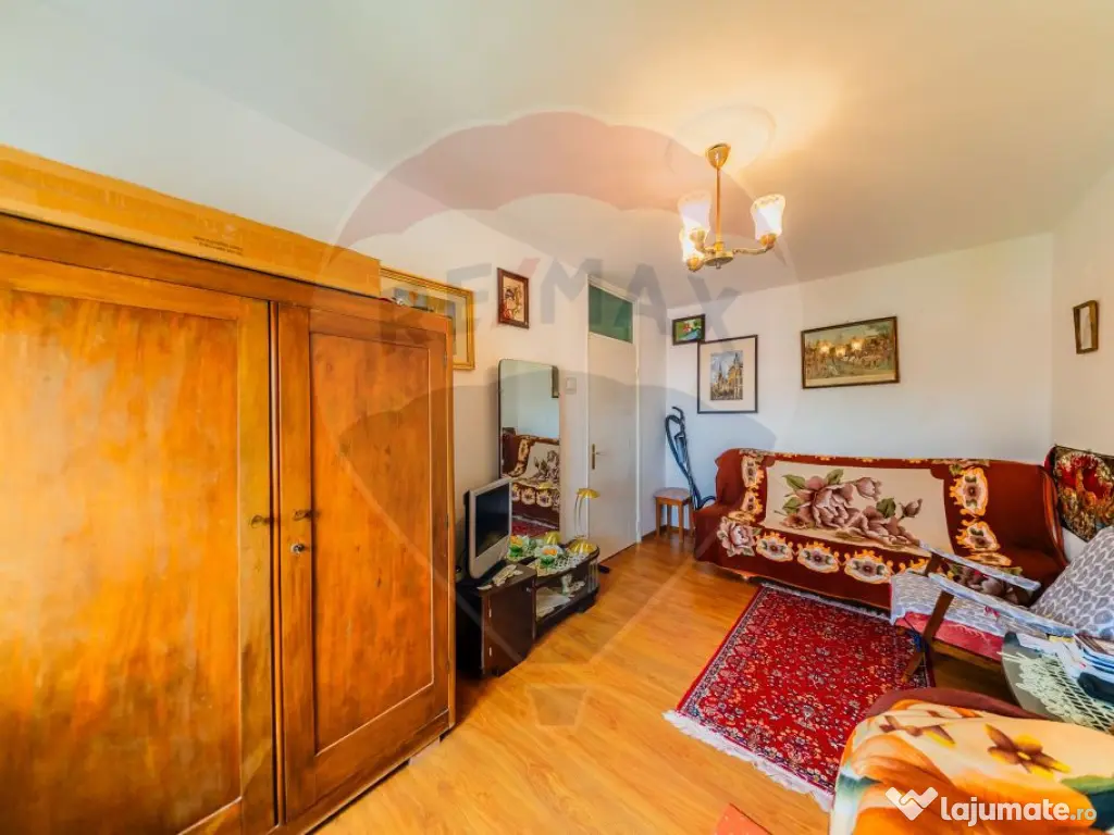 Apartament cu 2 camere de vânzare Strada Postavului