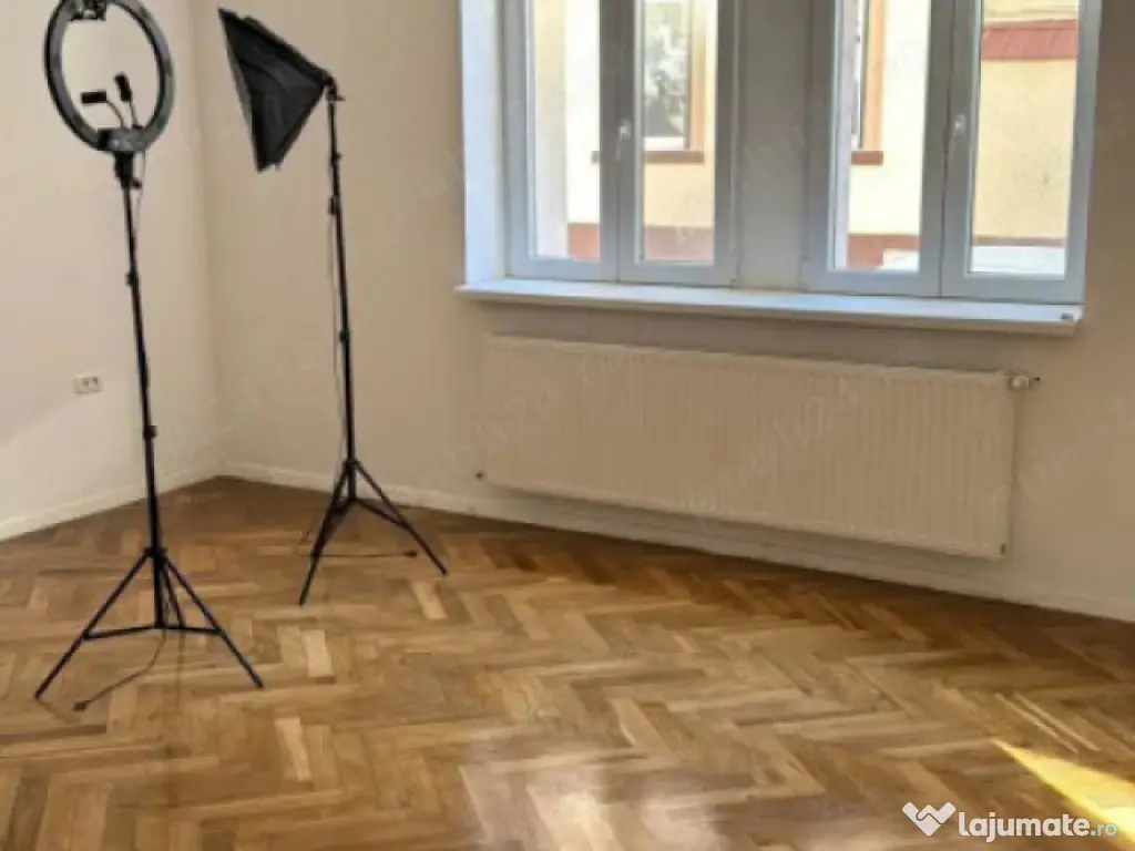 Apartament 4 camere, decomandate, zona Patria