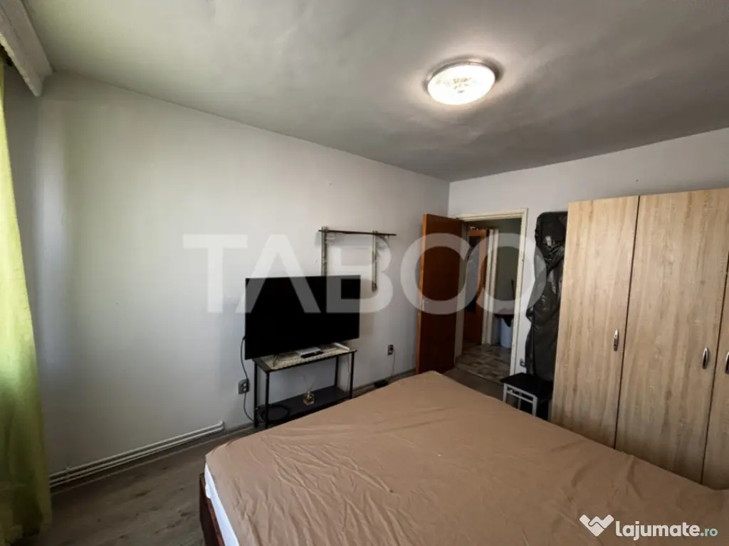 Apartament de vanzare 2 camere 47mp+7mp balcon zona Mihai Vi
