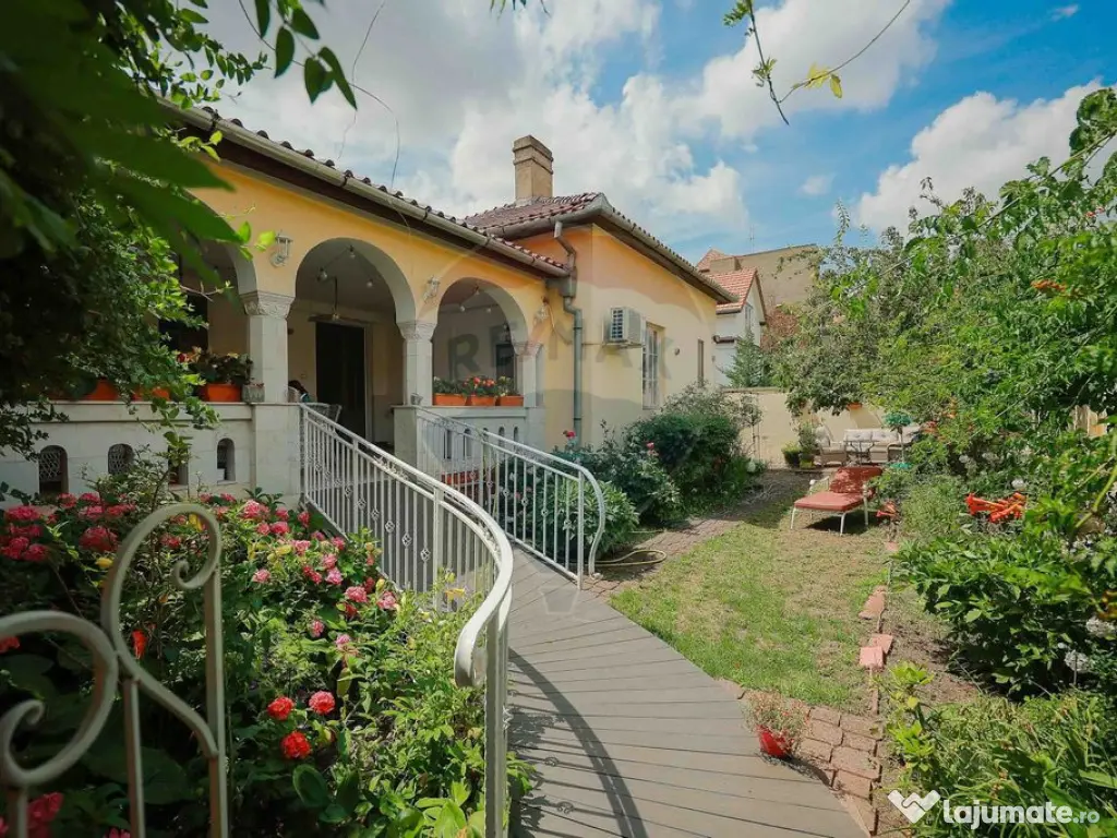 Casă cu 4 camere de închiriat în zona Ultracentrală