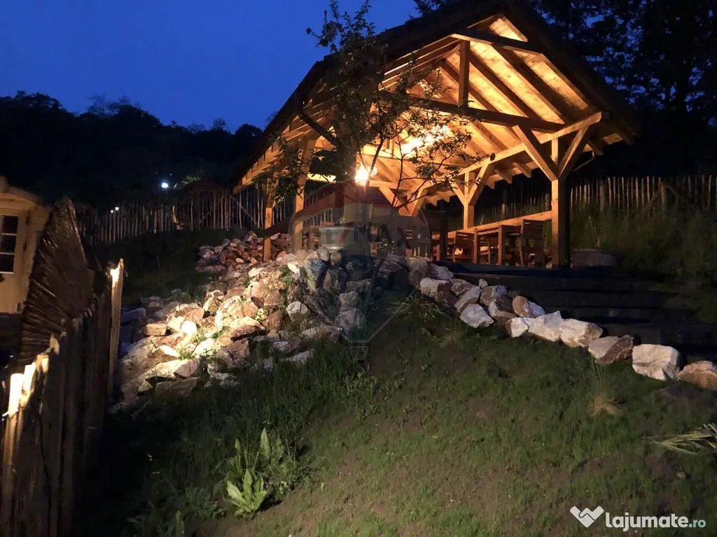 Pensiune cu 15 unități de cazare în Mediaș