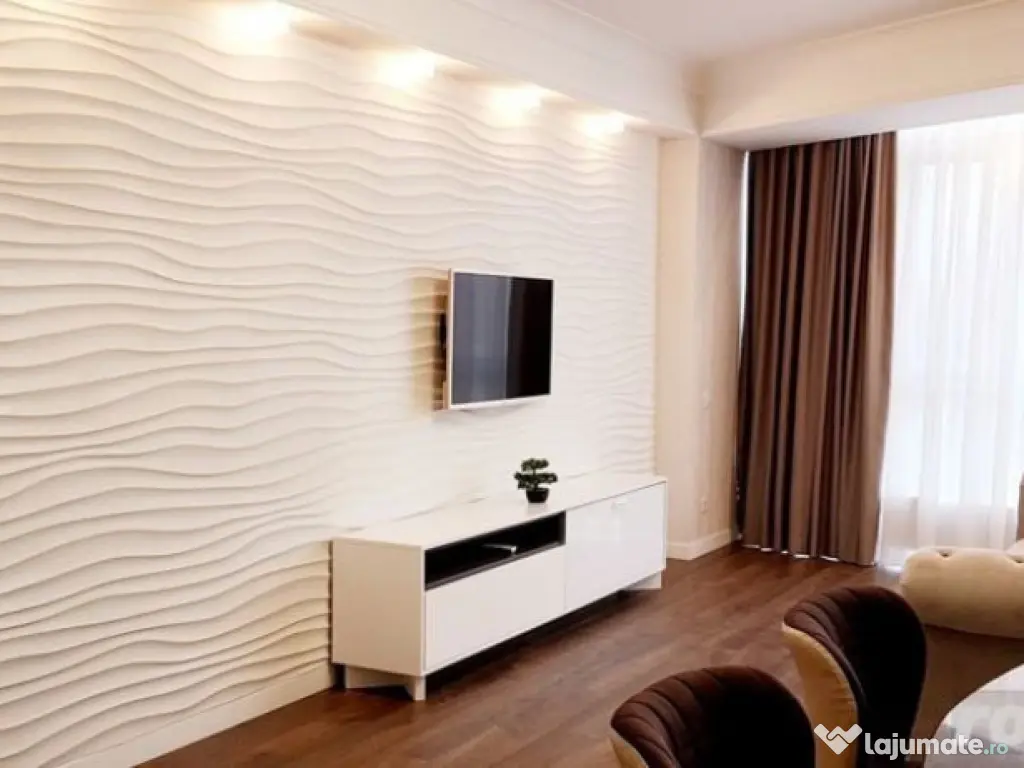 3 camere in zona Spitalului Judetean
