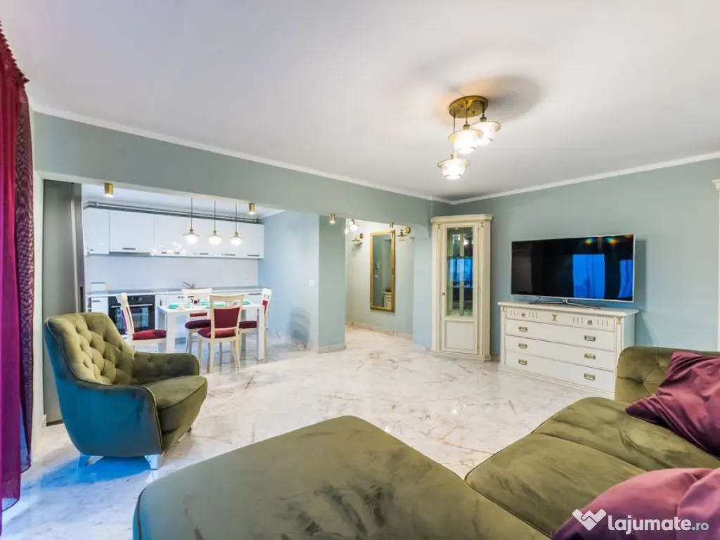 Apartament de închiriat cu 3 camere la Intim