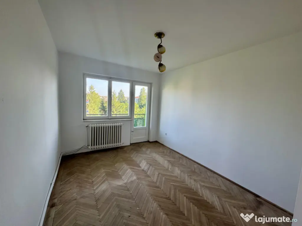 Apartament 2 camere etaj 4