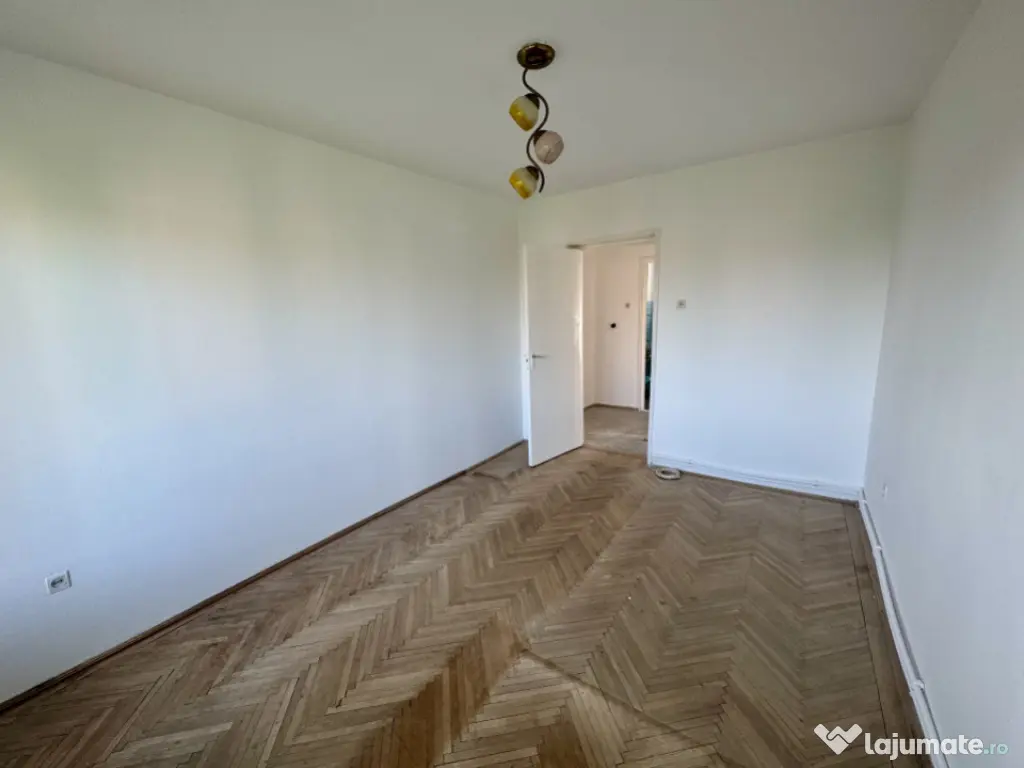 Apartament 2 camere etaj 4 