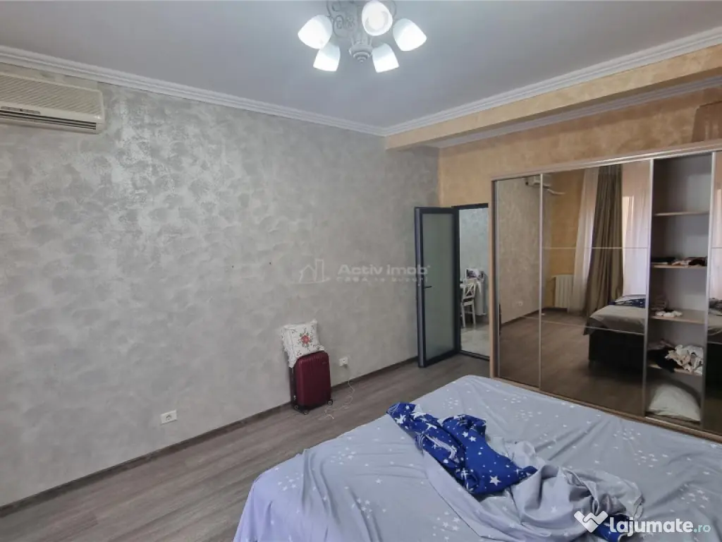 3 camere 107mp Piata Unirii 