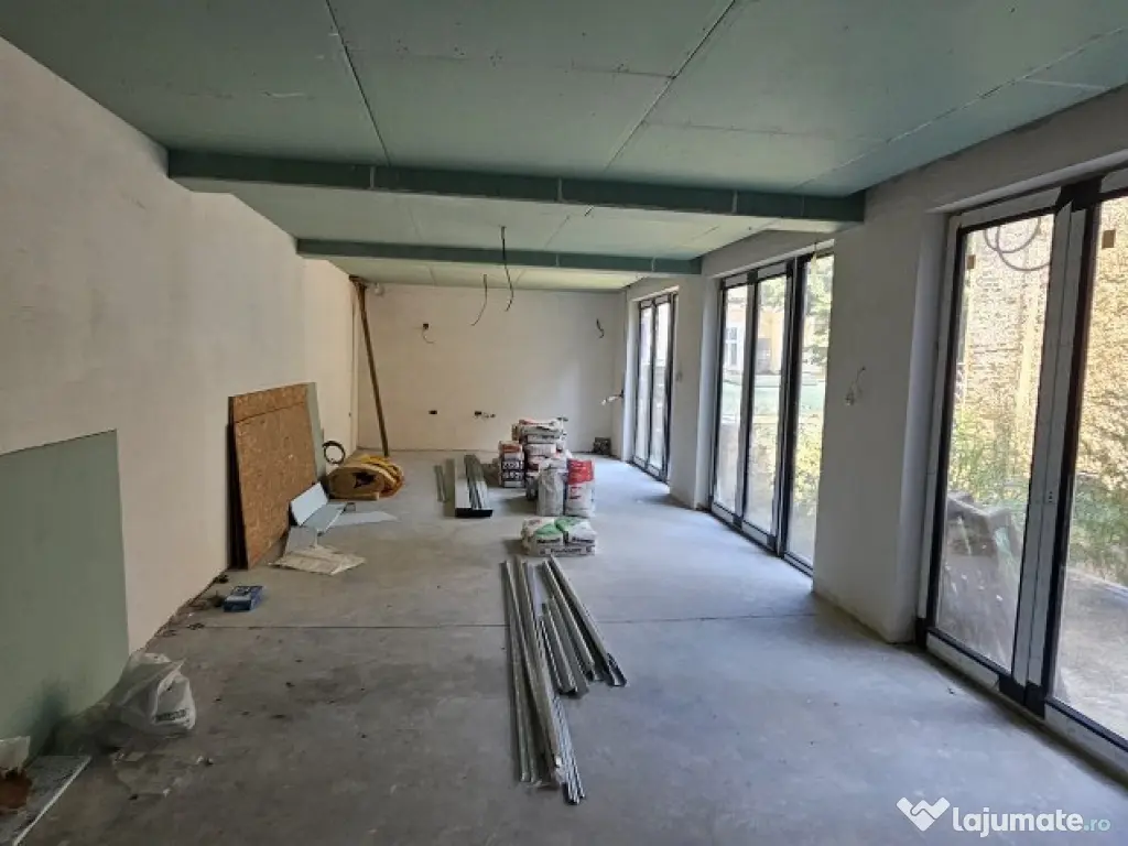 Centru / Piata Grivitei/ Mag. Tomis