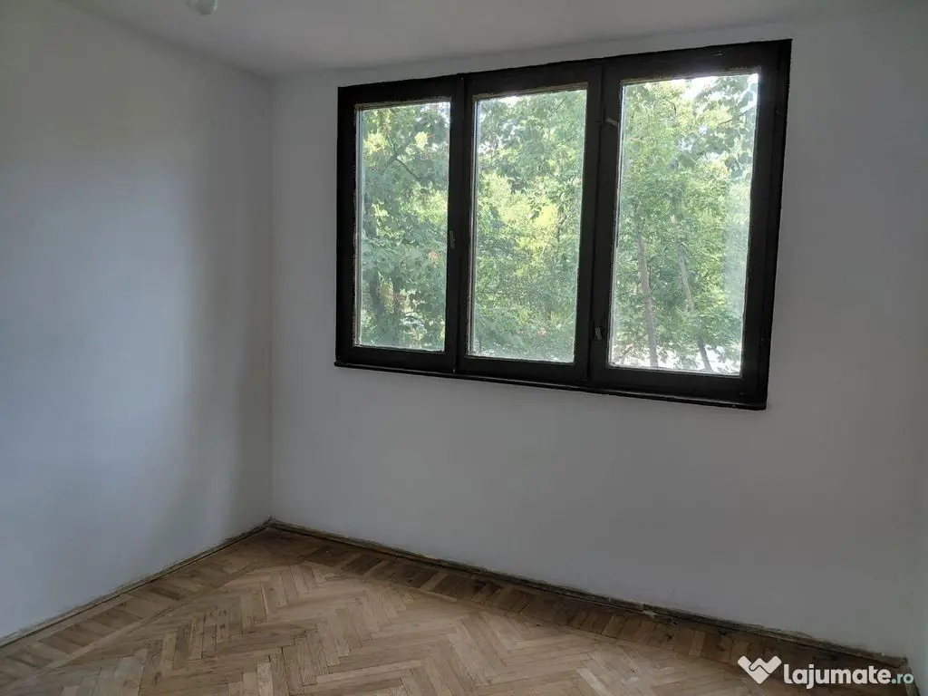 Apartament 3 camere, etaj 1, Tiglina I 