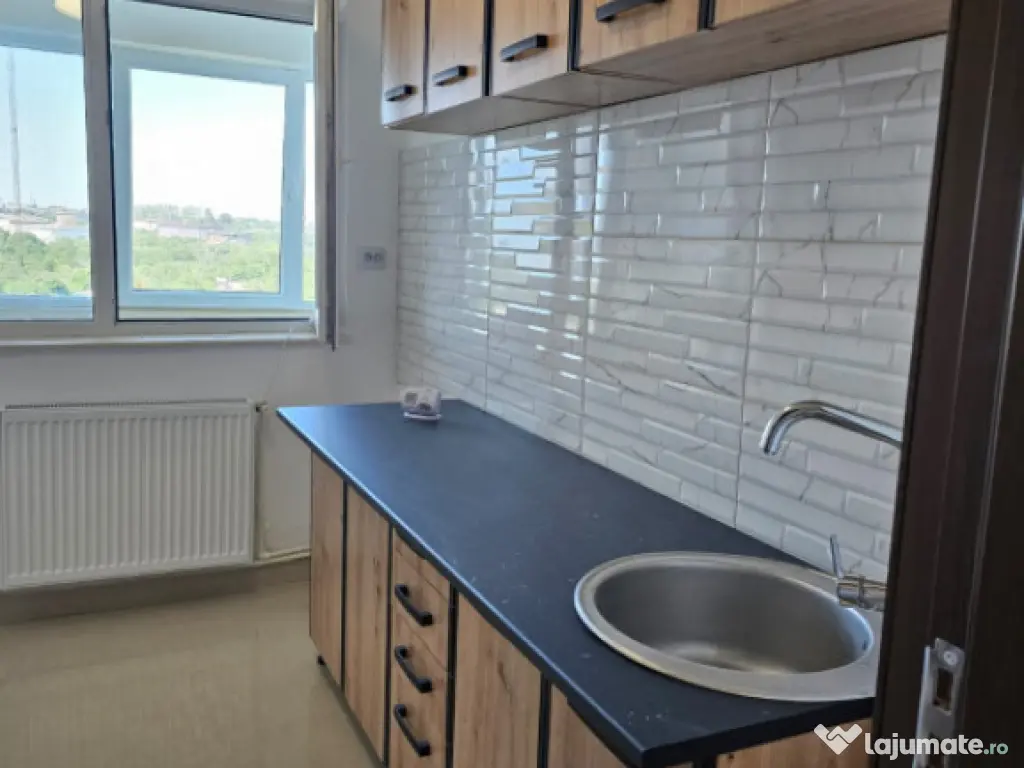 Apartament 3 camere zona Abator