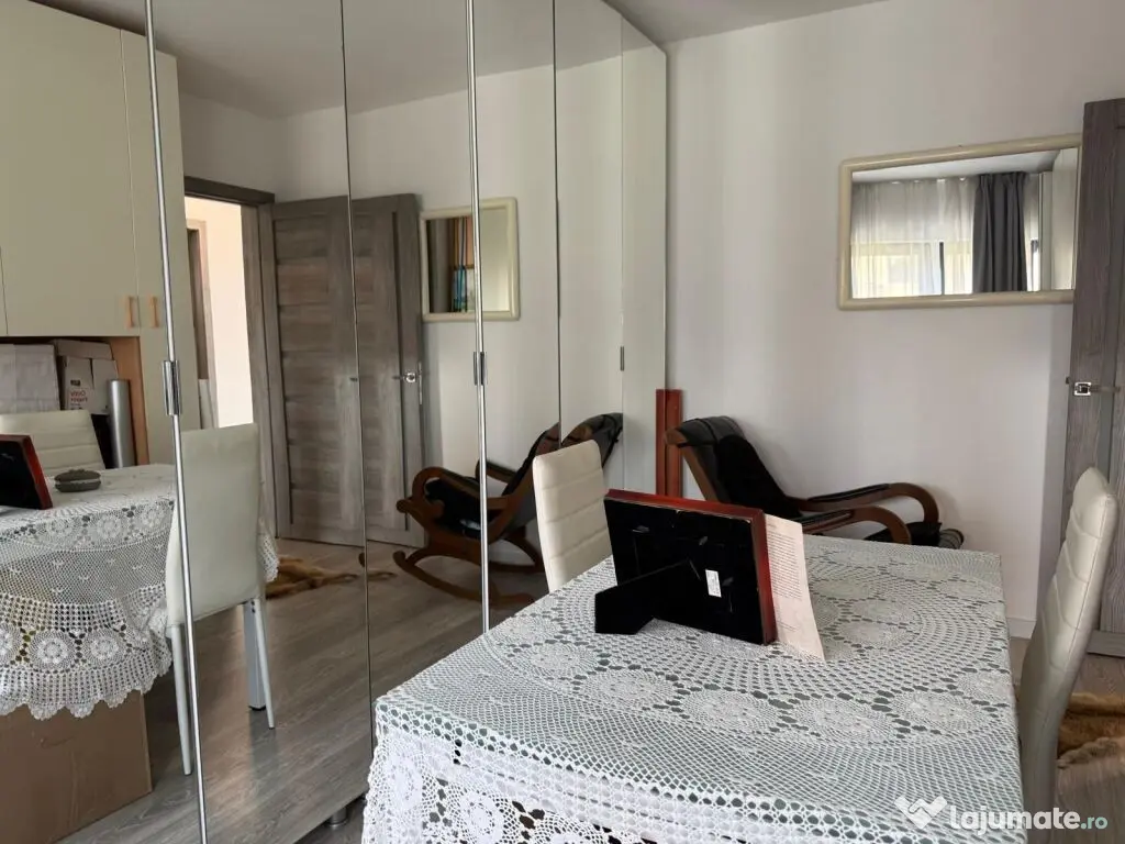 APARTAMENT CU 4 CAMERE SI CURTE PRIVATA, NICOLINA CUG