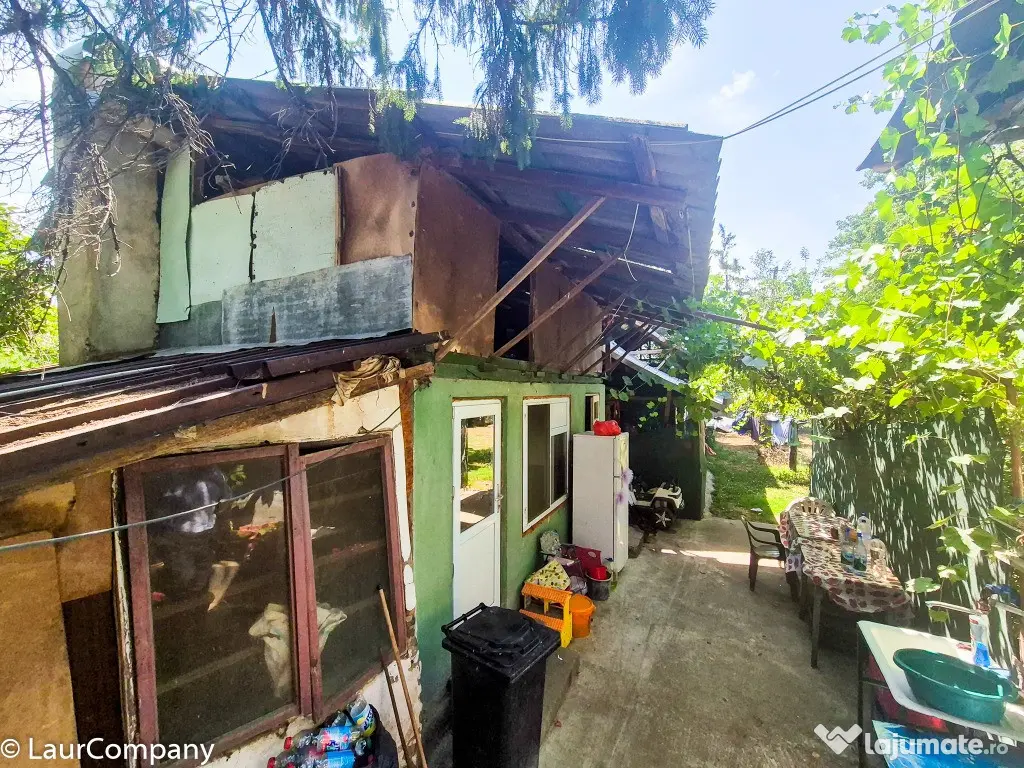 Casa , teren intravilan Urlueni Barla Arges