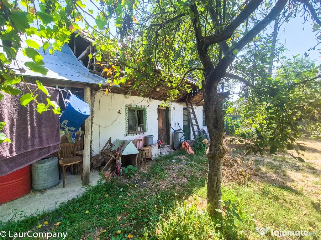 Casa , teren intravilan Urlueni Barla Arges