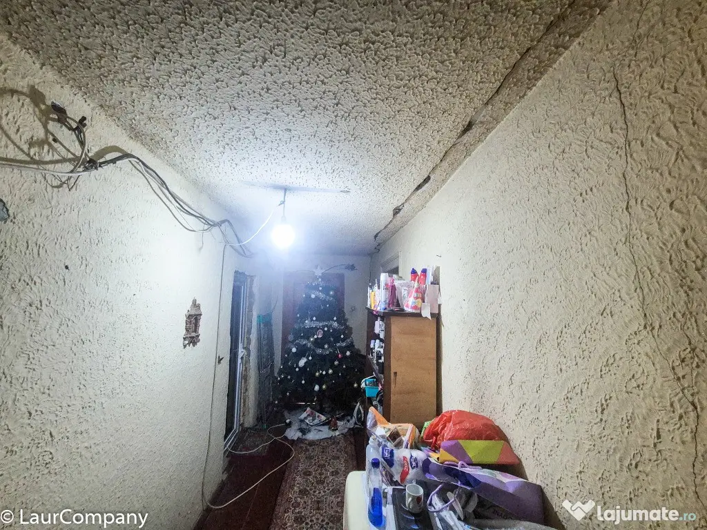 Casa , teren intravilan Urlueni Barla Arges