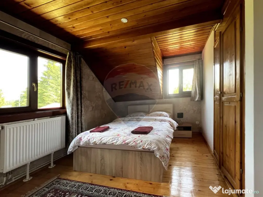 Casă de vacanță, de vânzare, pretabilă locuință sa... 