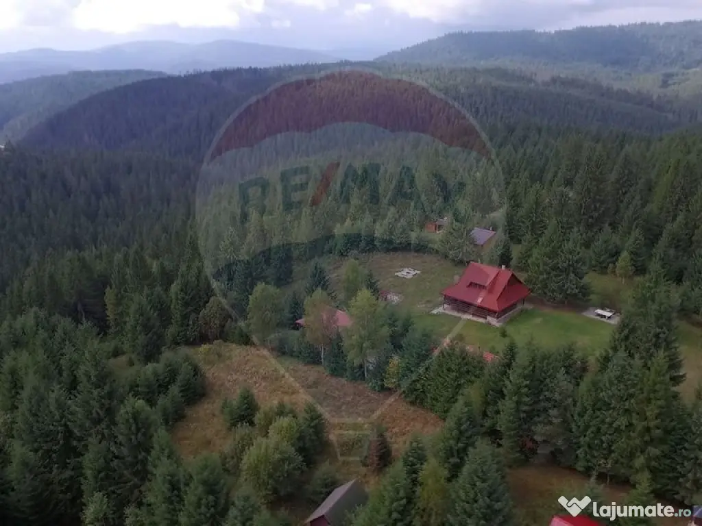 Casă de vacanță, de vânzare, pretabilă locuință sa... 