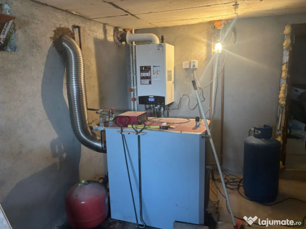 Casa S+P+1, 160mp utili, 1300 mp teren, COMISION 0 LA CUMPAR