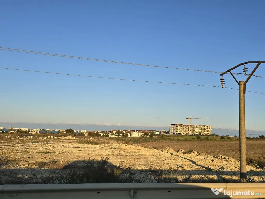 Vanzari terenuri in Ovidiu zona Academia Hagi