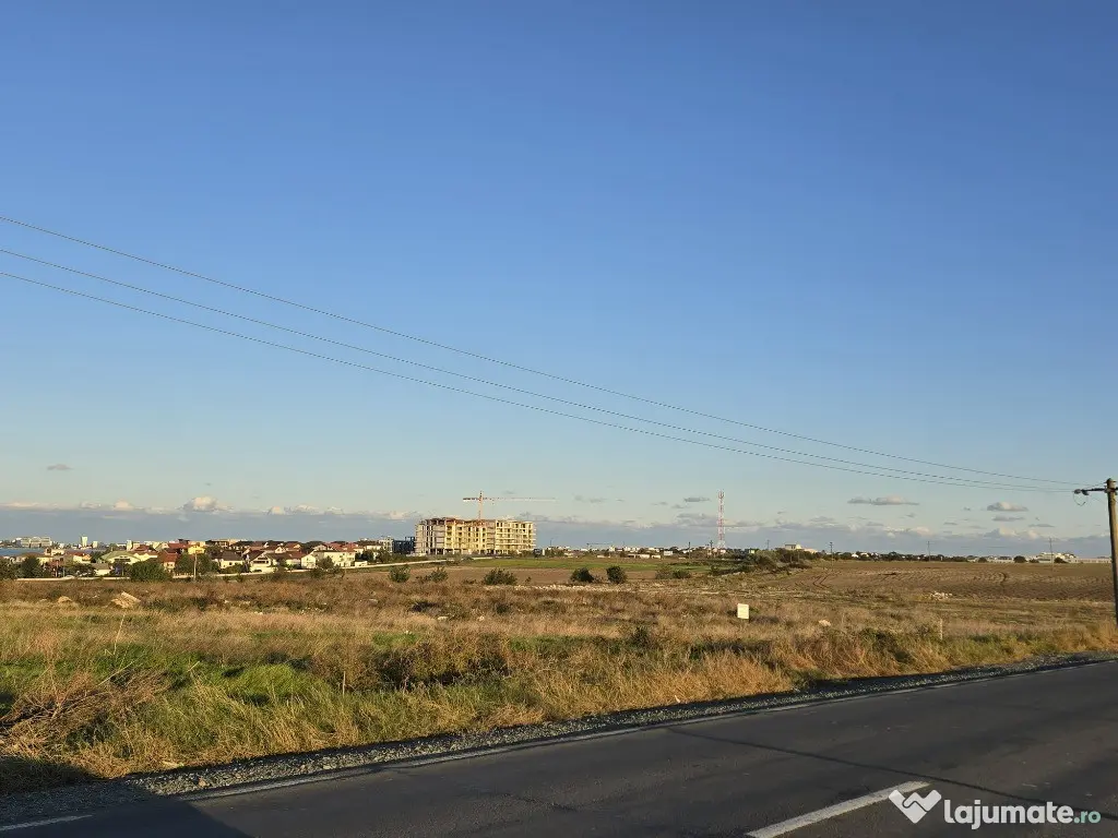 Vanzari terenuri in Ovidiu zona Academia Hagi