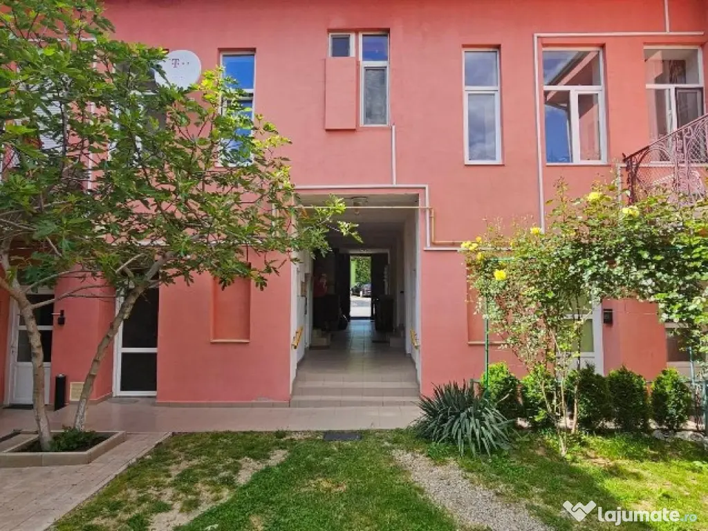 Apartament 2 camere de închiriat, str. Louis Pasteur, Oradea 