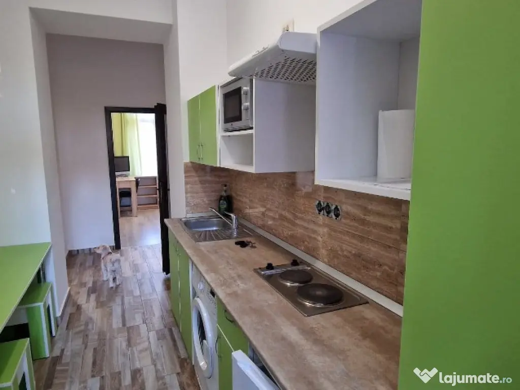 Apartament 2 camere de închiriat, str. Louis Pasteur, Oradea 