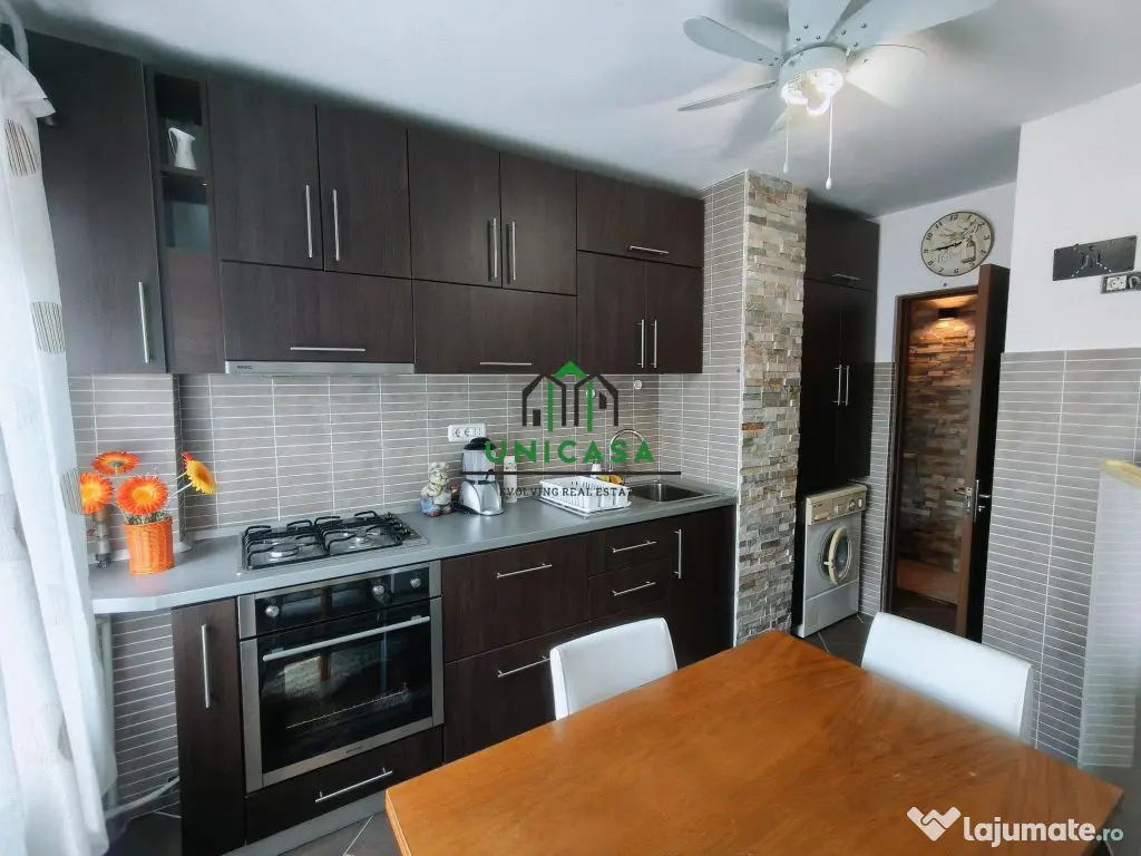 Apartament 3 camere/ Central 