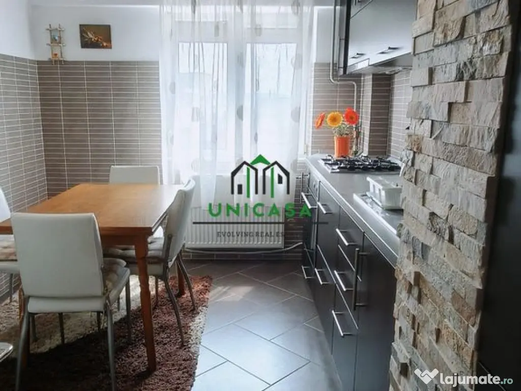 Apartament 3 camere/ Central 