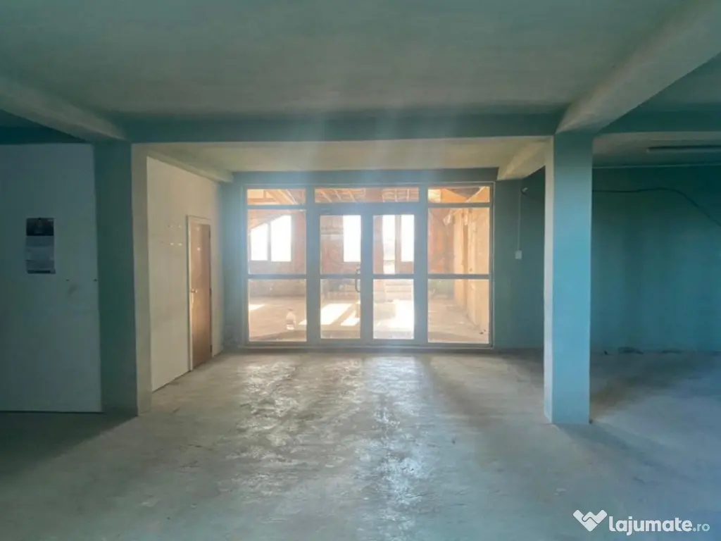 Hala de inchiriat,500 mp,zona Slobozia Sucevei 