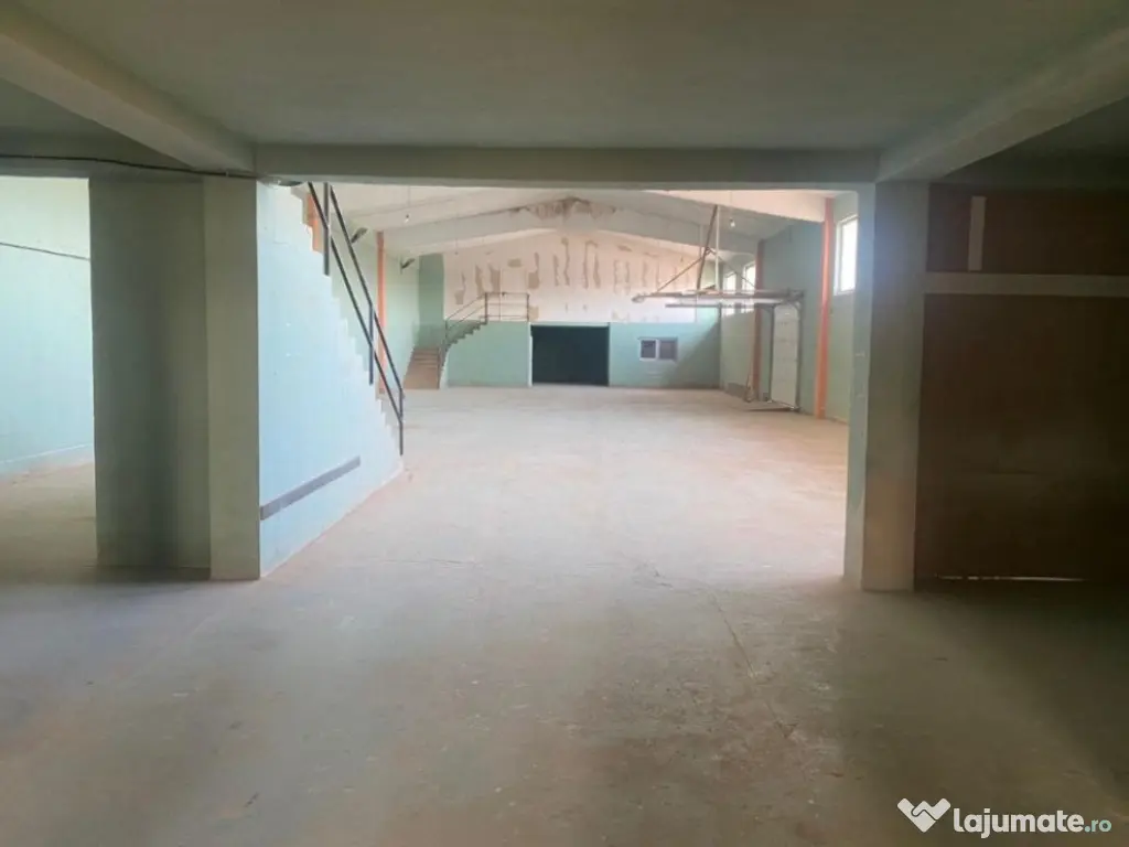 Hala de inchiriat,500 mp,zona Slobozia Sucevei 