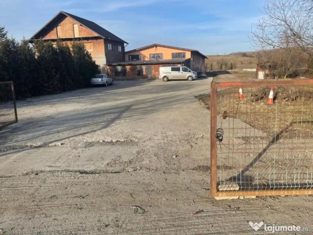 Hala de inchiriat,500 mp,zona Slobozia Sucevei 