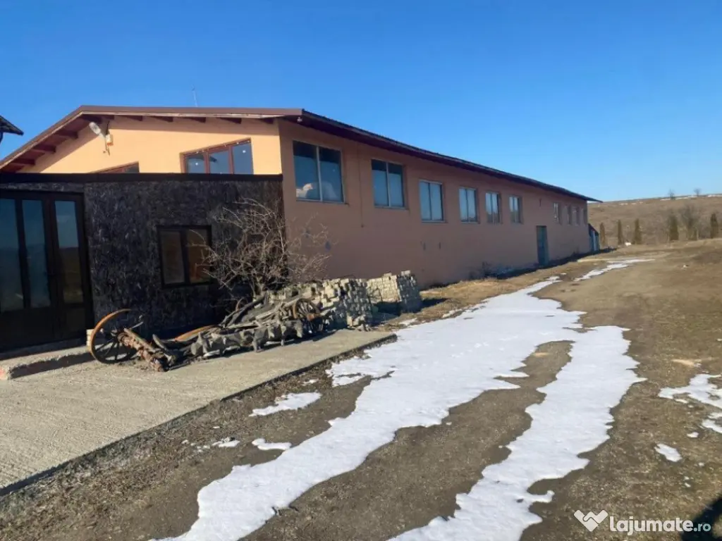 Hala de inchiriat,500 mp,zona Slobozia Sucevei 