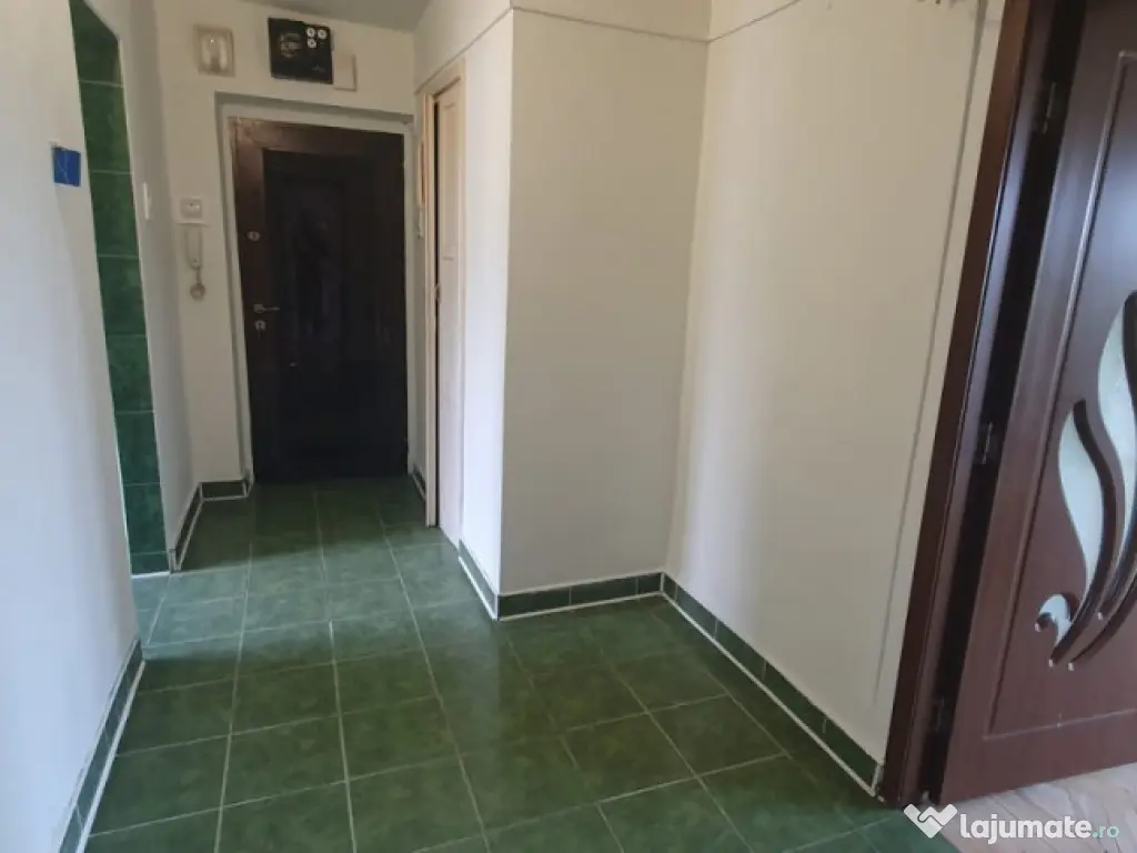 CINA - 3cam, cf1, sd, 3/4, 2balcoane, T, um - 70000 euro 