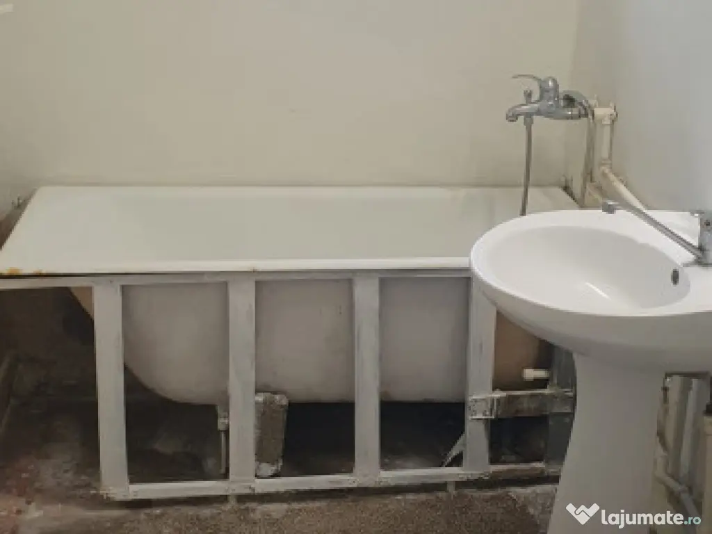 CINA - 3cam, cf1, sd, 3/4, 2balcoane, T, um - 70000 euro 