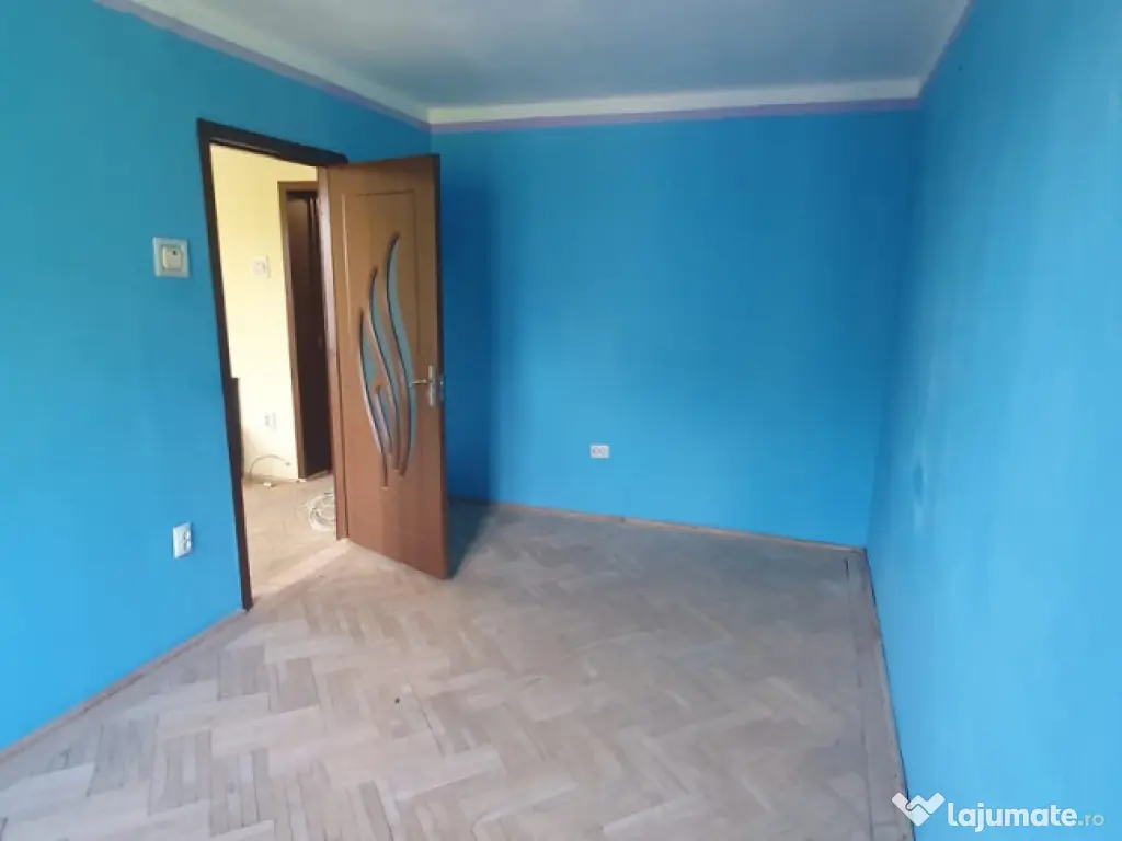 CINA - 3cam, cf1, sd, 3/4, 2balcoane, T, um - 70000 euro 