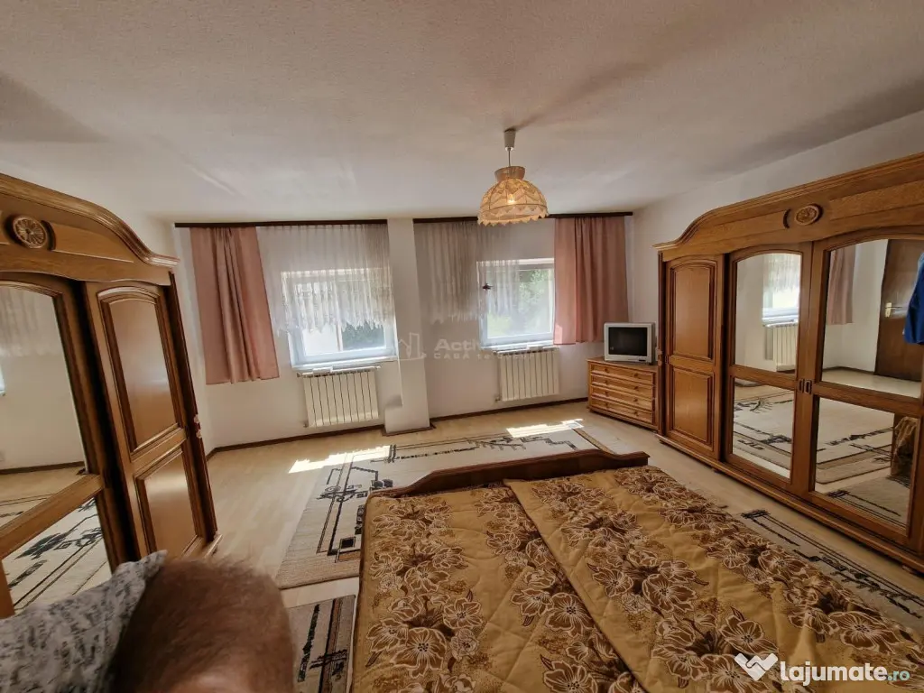 Resita Casa si Pensiune P 2 Mansd.827 Mp